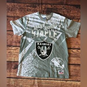 Raiders Nation Staple‎ NFL Graphic T-shirts Size Medium